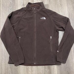 The NorthFace women’s Windwall Jackets